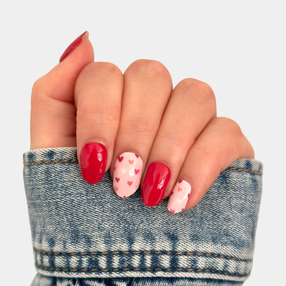Laat je inspireren door onze Valentijnsdag gel nagel stickers